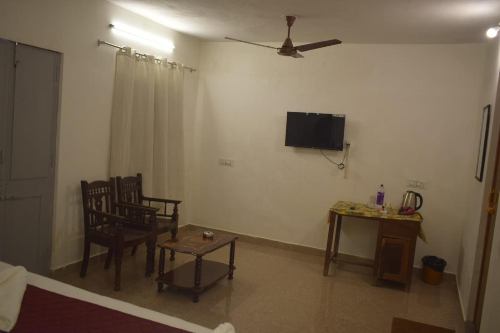 Le Epic Resort Virāmpattinam Eksteriør bilde